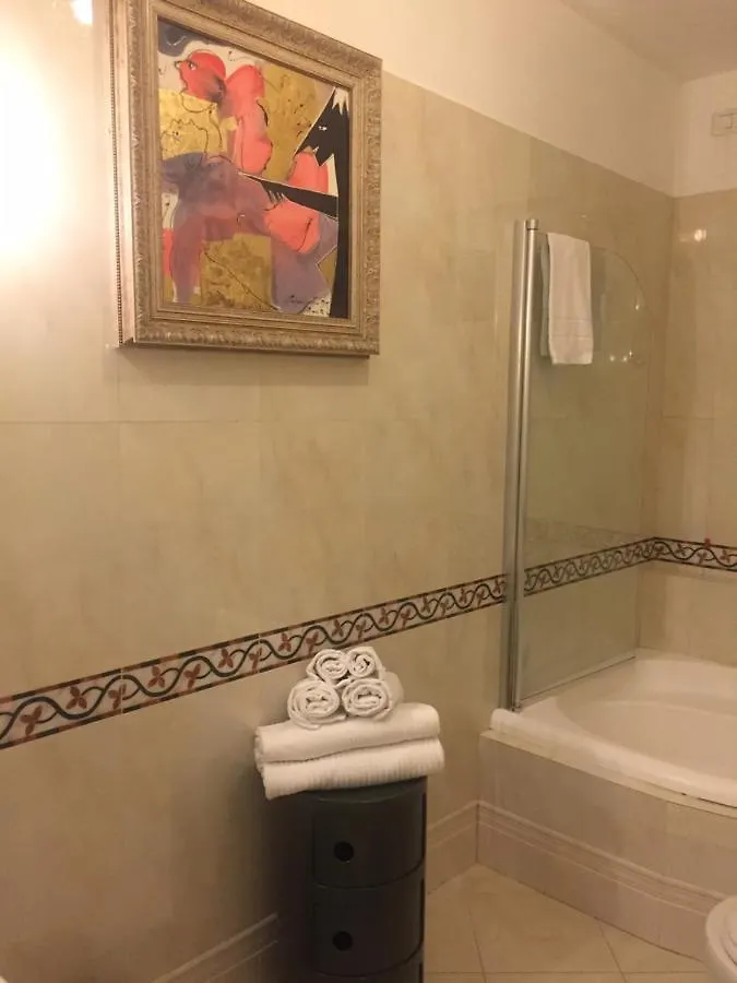 Joy Bed And Breakfast Albissola Marina